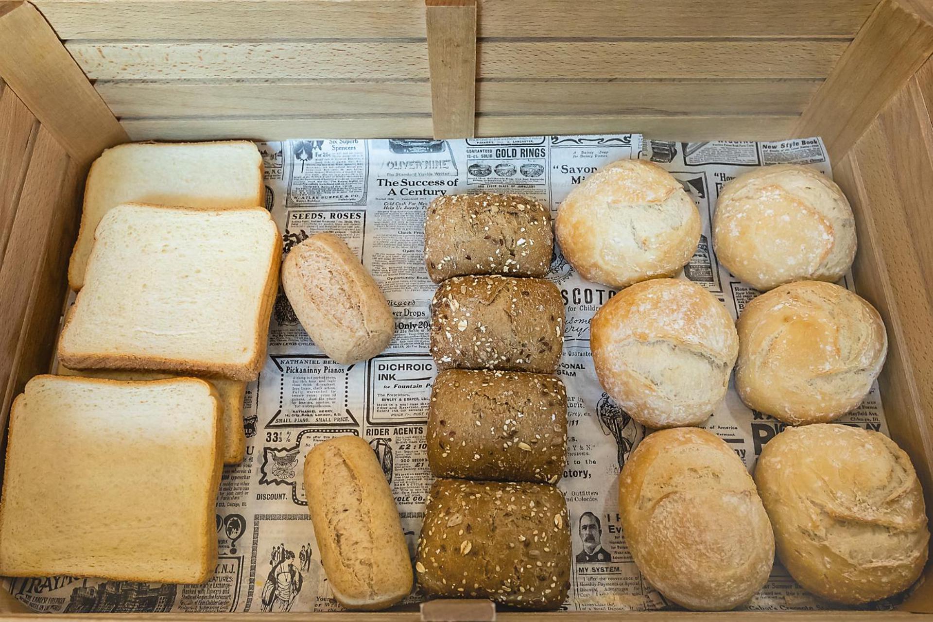 吉马良斯宜必思酒店 外观 照片